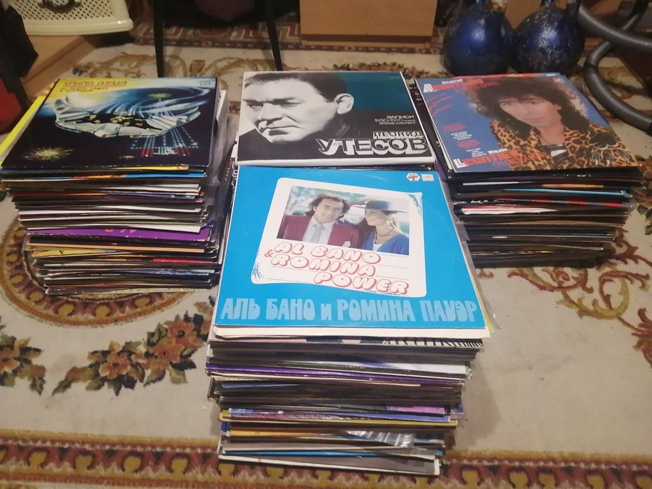 Вінілові пластинки