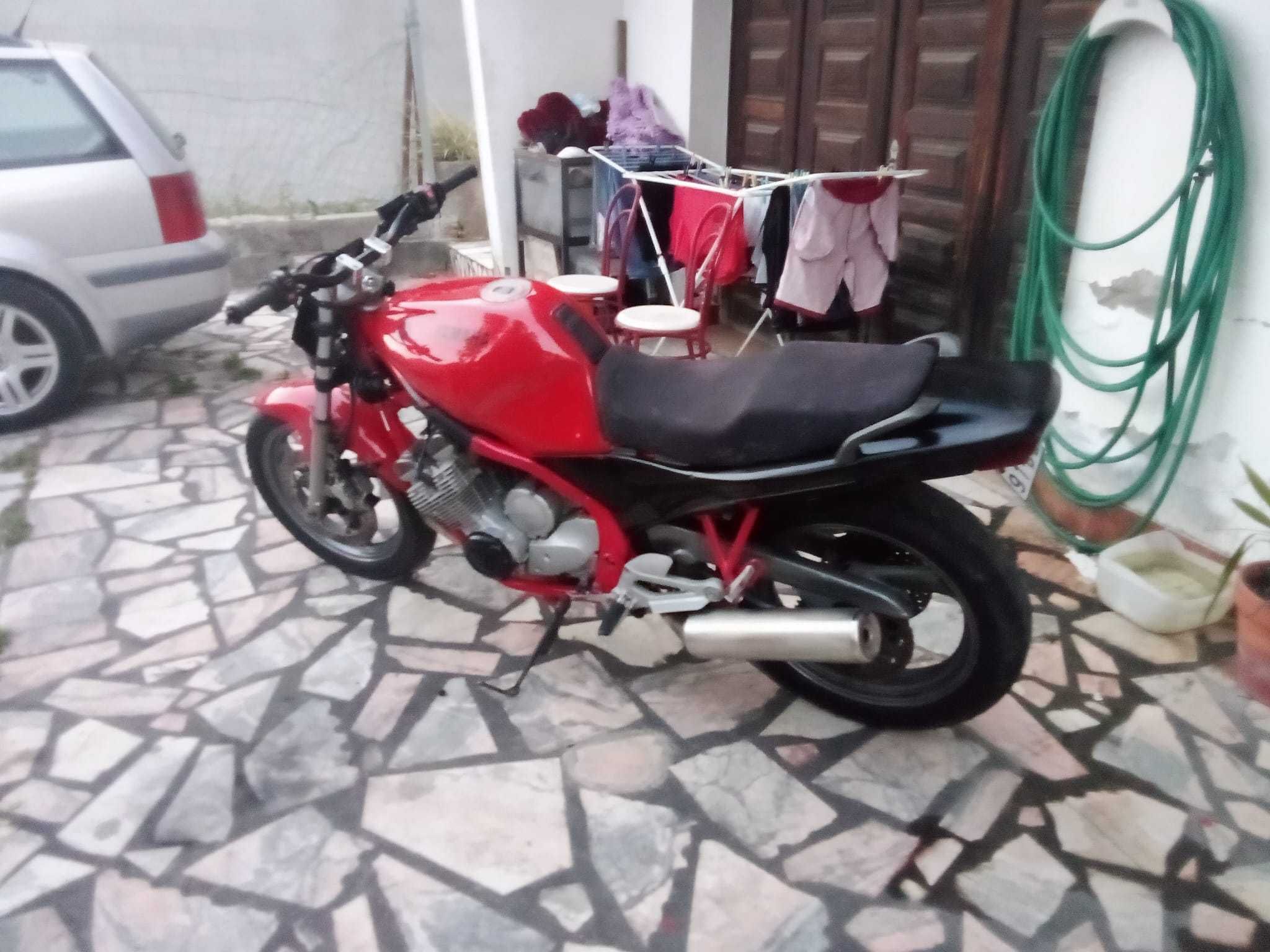 Mota Yamaha XJ 600