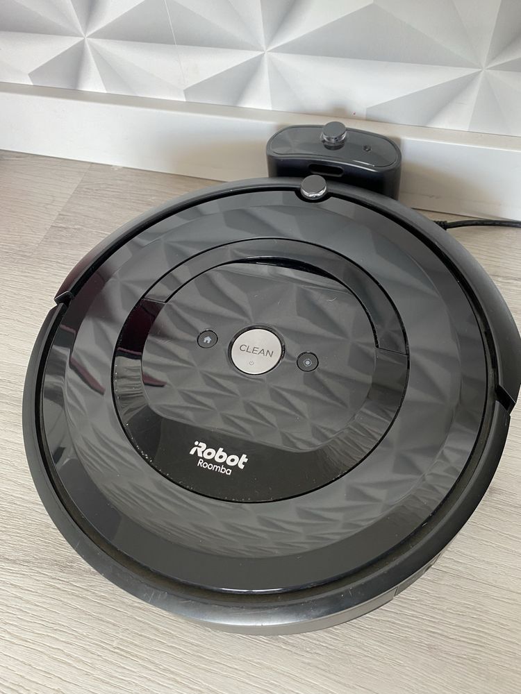 iRobot Roomba e5 – robot sprzątający
