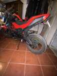 Mota 125cc impecavel!