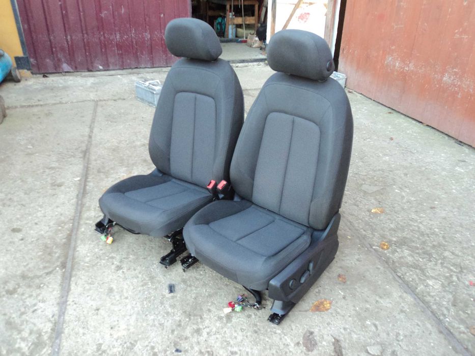 Ауді Q5 тканина повна електрика  сидіння  бмв мерседес ваз