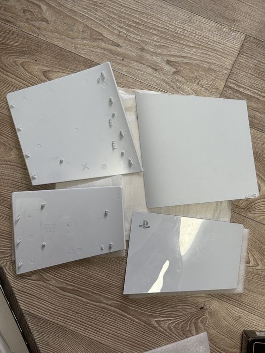 Оригінальні панелі playstation 5 slim