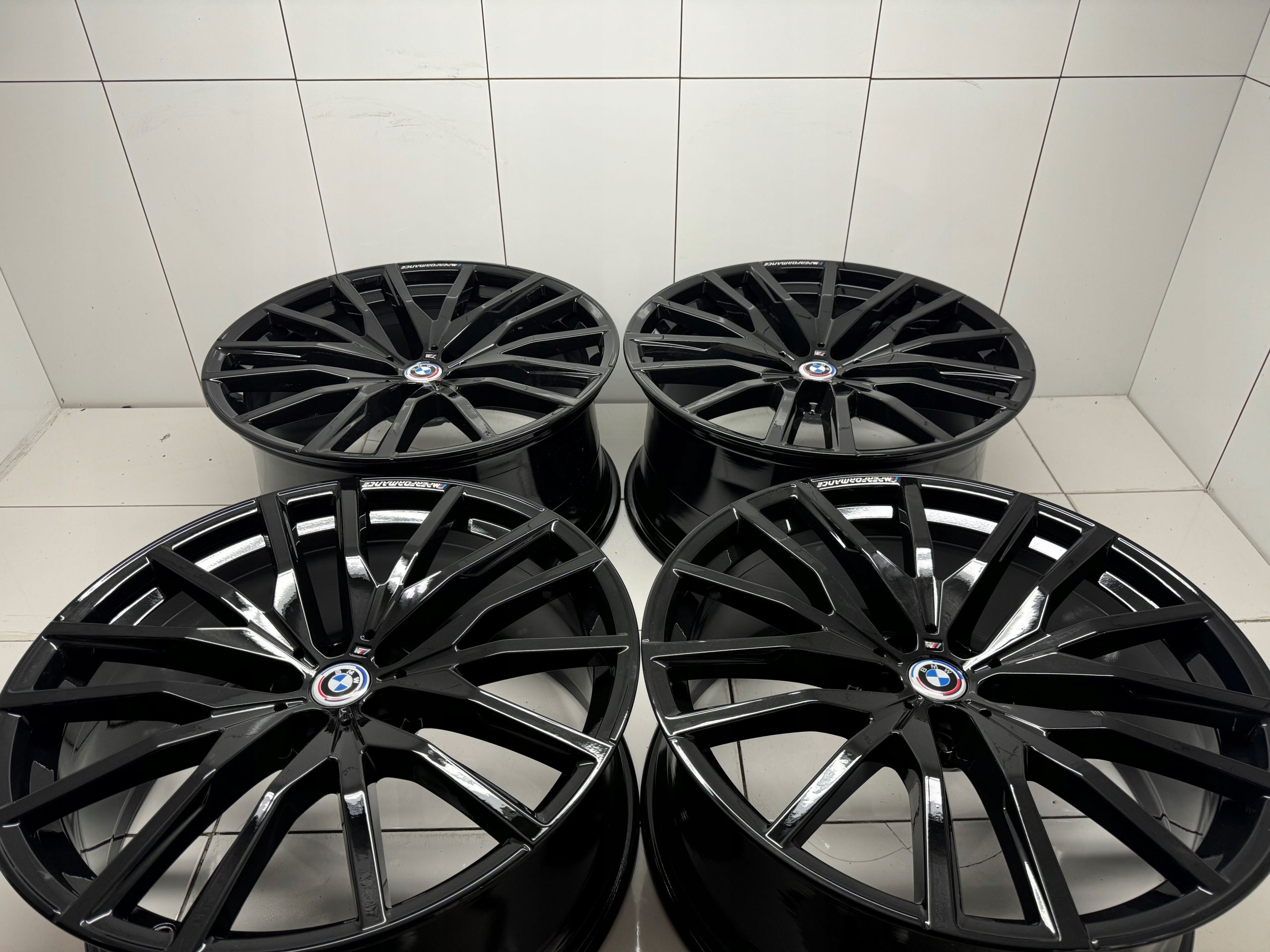 Felgi 22 BMW X5 X6 G05 C06 m Performance Oem Idealne
