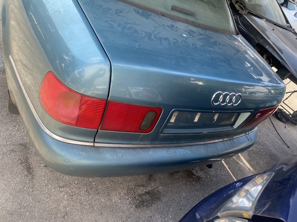 Audi A8 (peças)