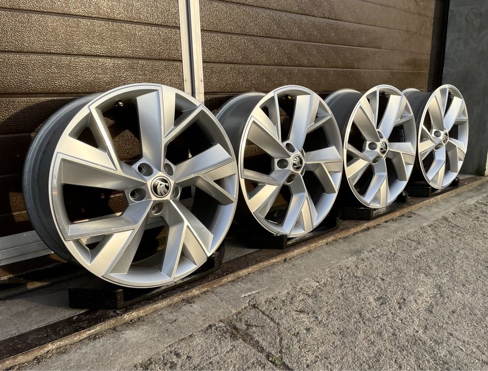 4x felgi aluminiowe Alufelgi 5x112 r19 et43 7J Oryginalne Skoda Kodiaq