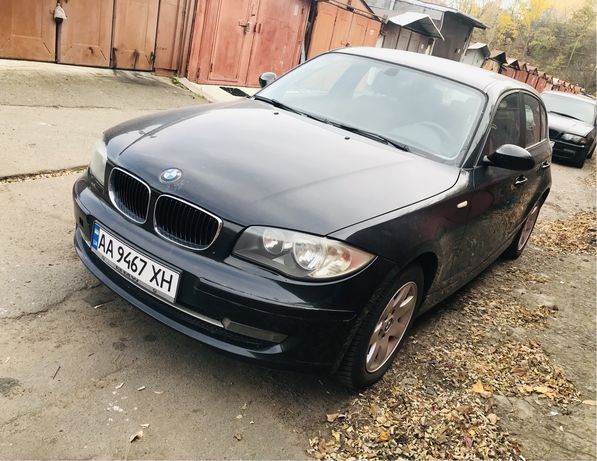 Продам BMW 1 series E87