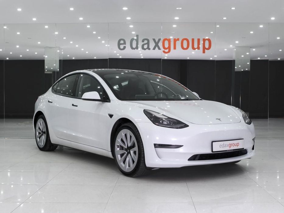 Tesla Model 3 Long-Range Dual Motor AWD
