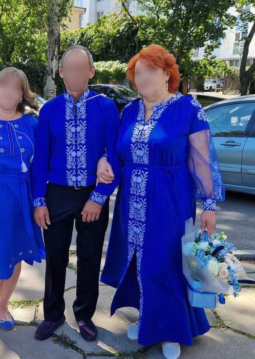 Комплект вышиванок