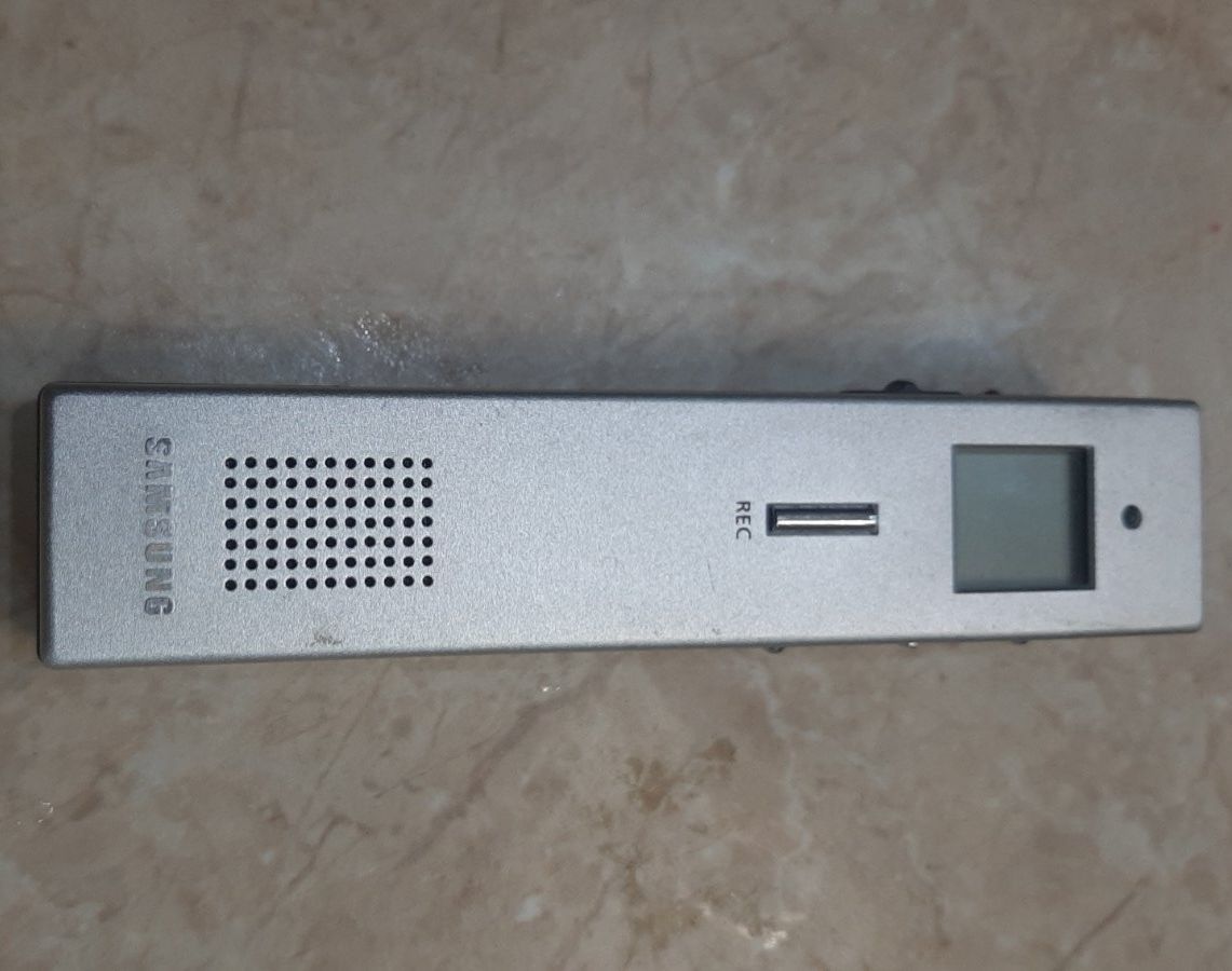 Диктофон, digital recorder Samsung SVR B410