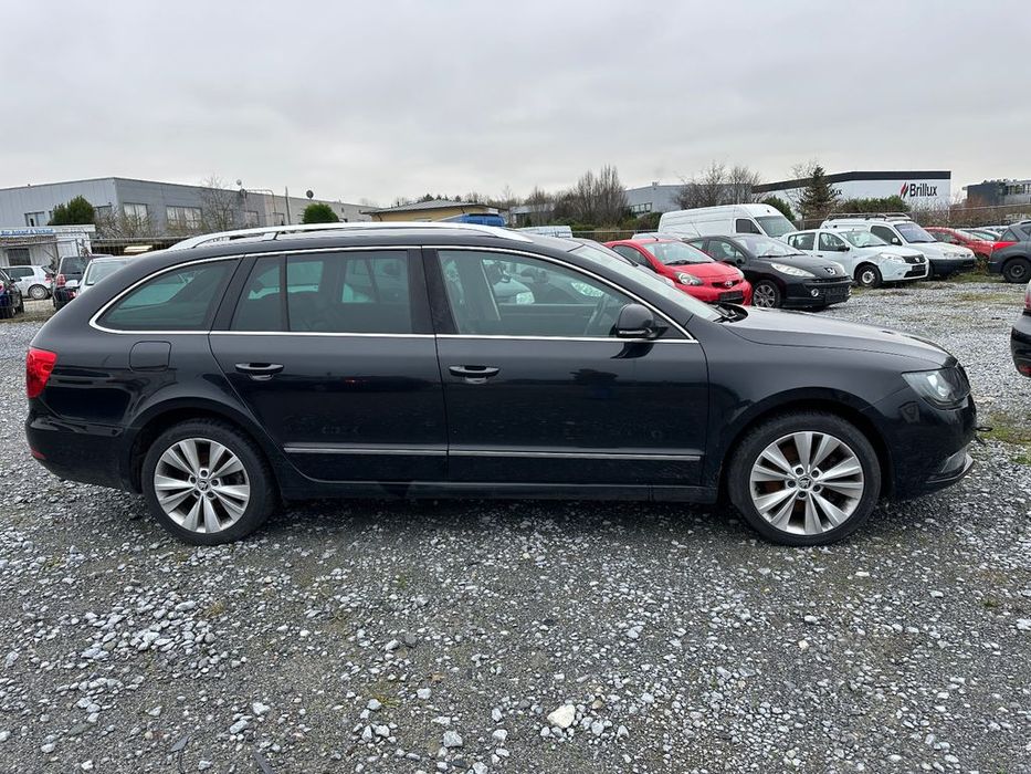 Бампер Skoda Superb 2015-2019 разборка шкода суперб запчастини