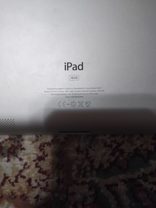 Ipad 2 16gb в сносном состоянии