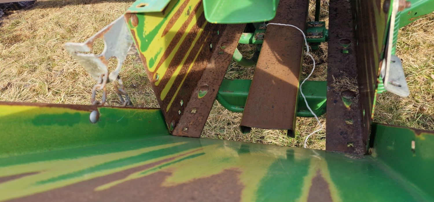 прес-підбирач/тюкопрес johndeere 330 джондир330