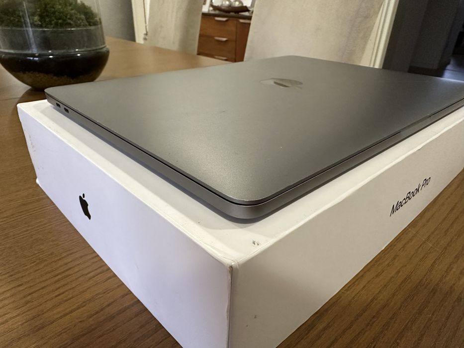 Macbook pro 2019