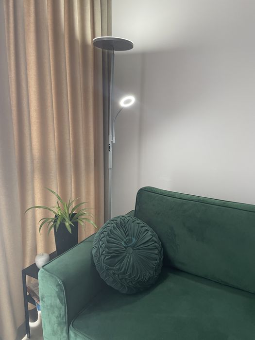 Stojąca lampa lampka podłogowa pionowa LED modern 4 tryby dotykowa