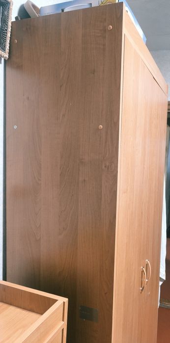 Шкаф для одежі,стінка