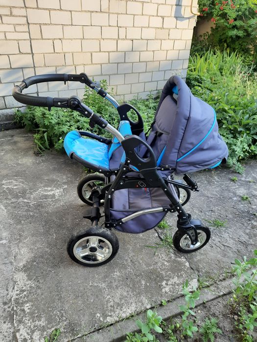 Дитяча коляска Karwala