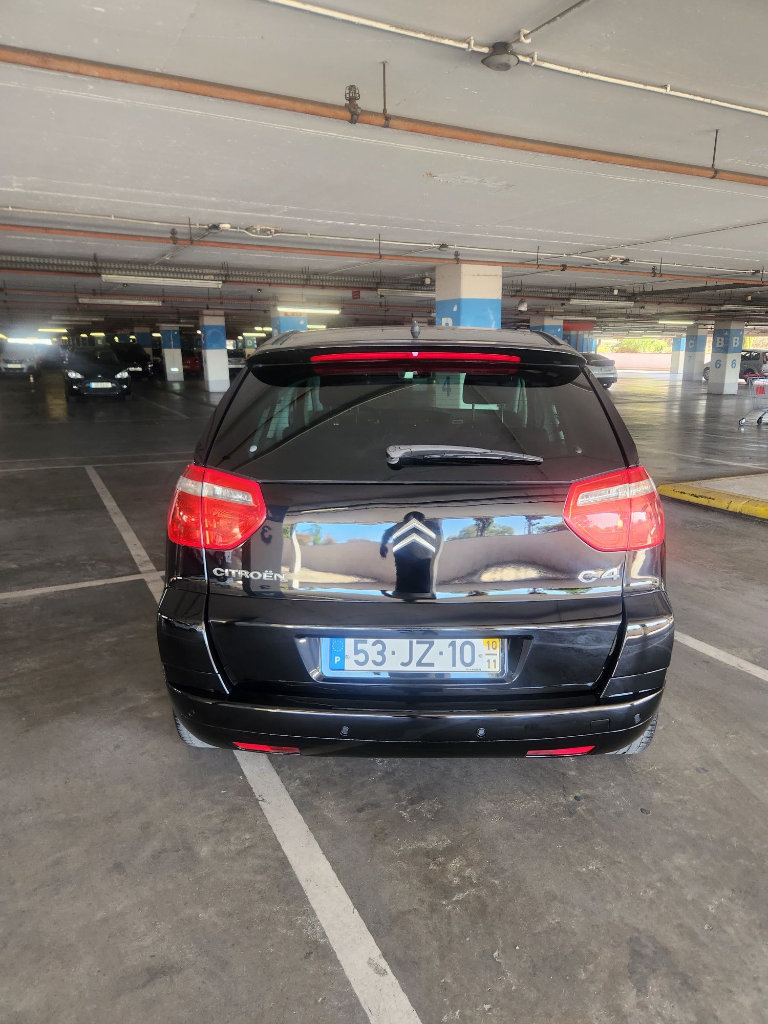 C4 Picasso ano 2010 só 200.000 km automática como nova Aceito retoma