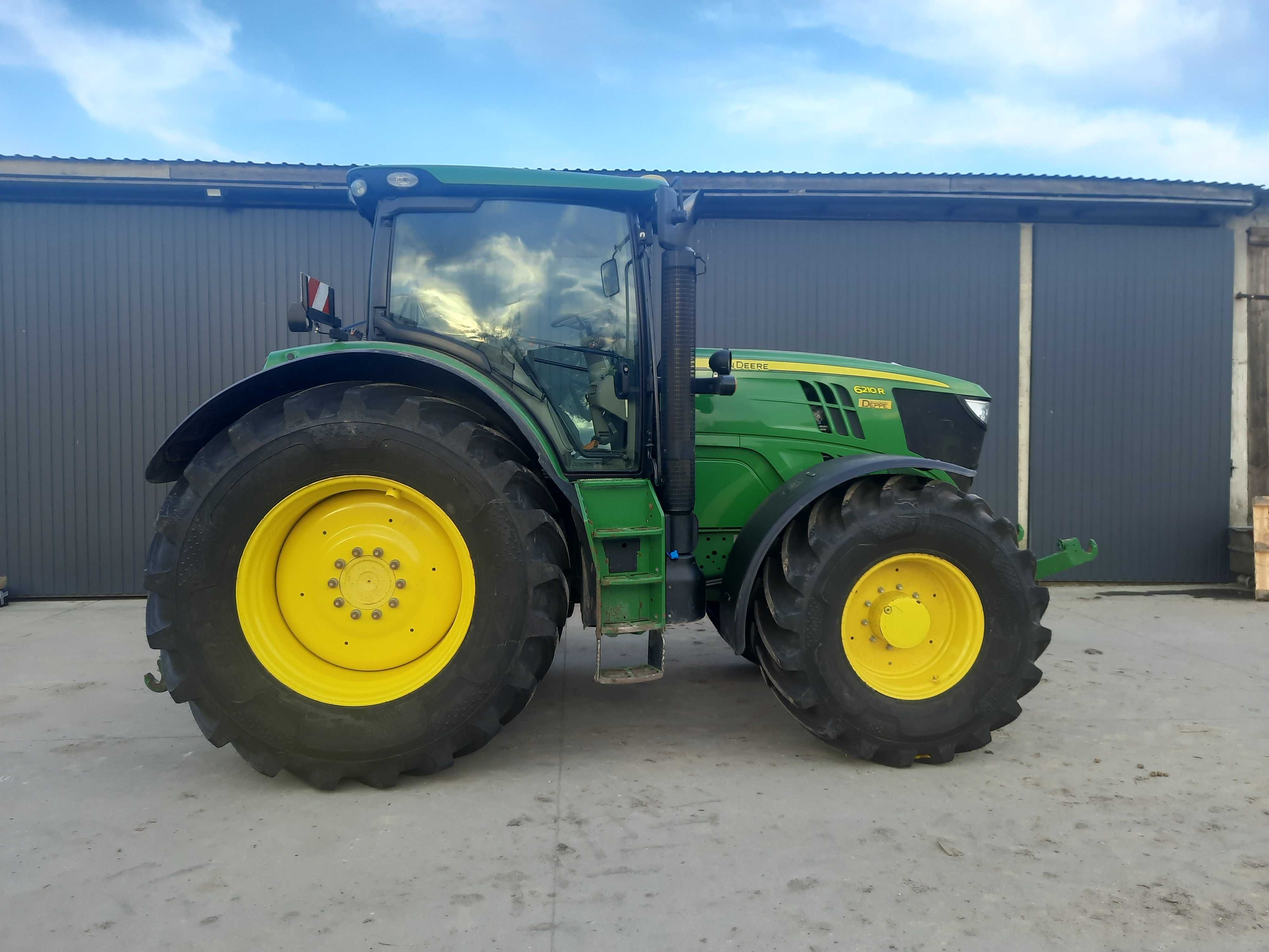 John Deere 6210 R Direct Drive