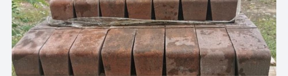 Kraweżnik z kostki brukowej palisada