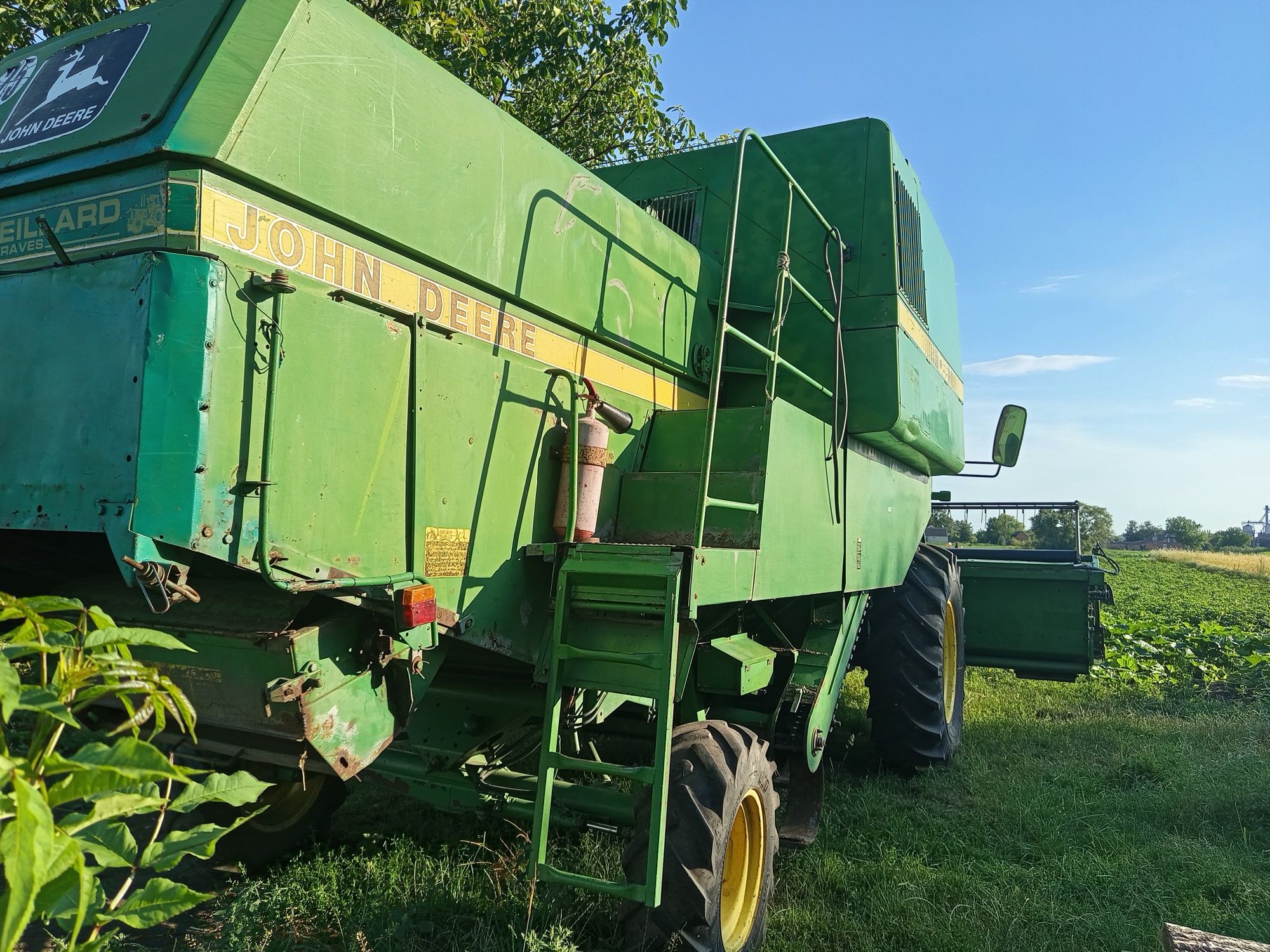 Продам комбайн John Deere 1065
