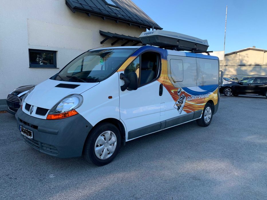 Wynajem /  busa Renault Traffic long 9-osobowy - tanio