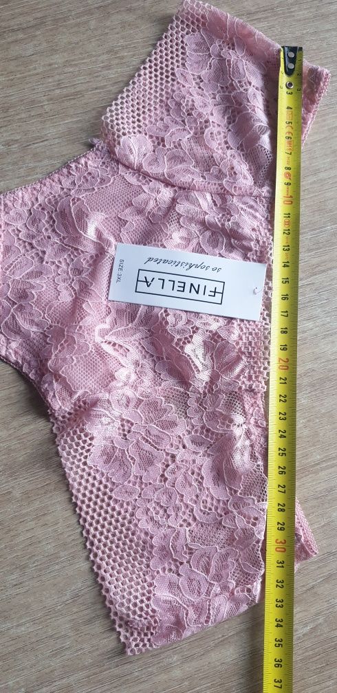 4×Damskie majtki stringi 3 XL, Finella