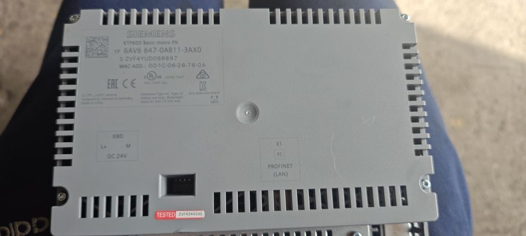 Simens ktp600 Basic