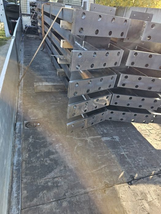 Konstrukcja hala magazyn garaż dźwigary słupy 6mx20mx4m IPE160