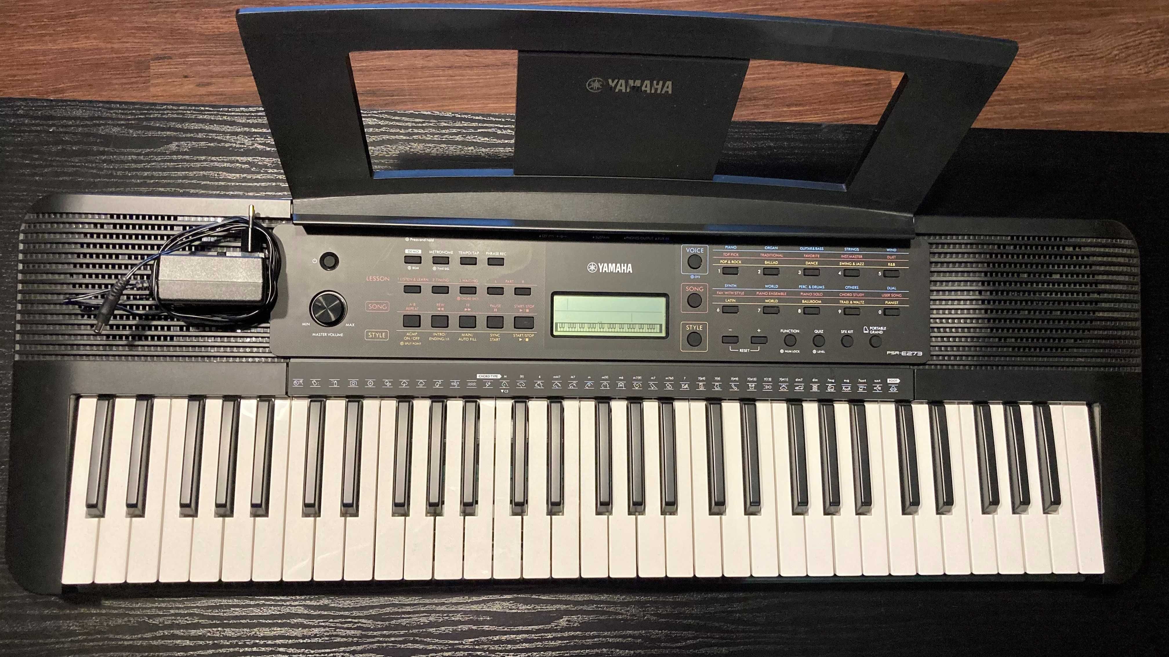 Syntezator Keyboard Yamaha PSR-E273 Idealny Dla Początkujących!
