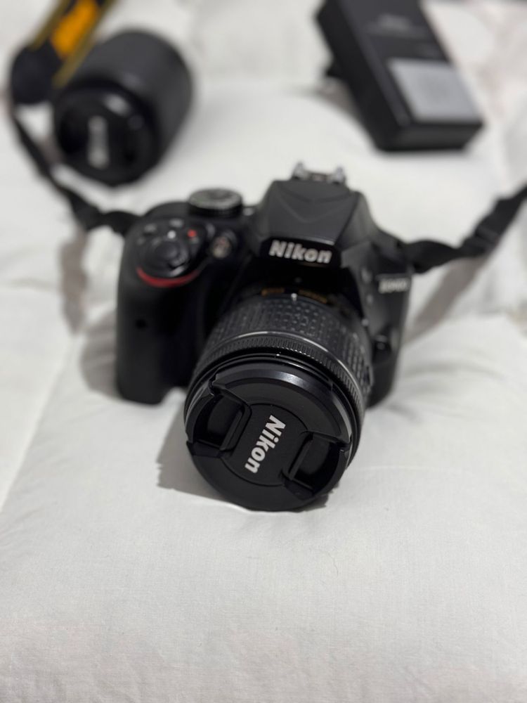 Máquina fotográfica Nikon D3400