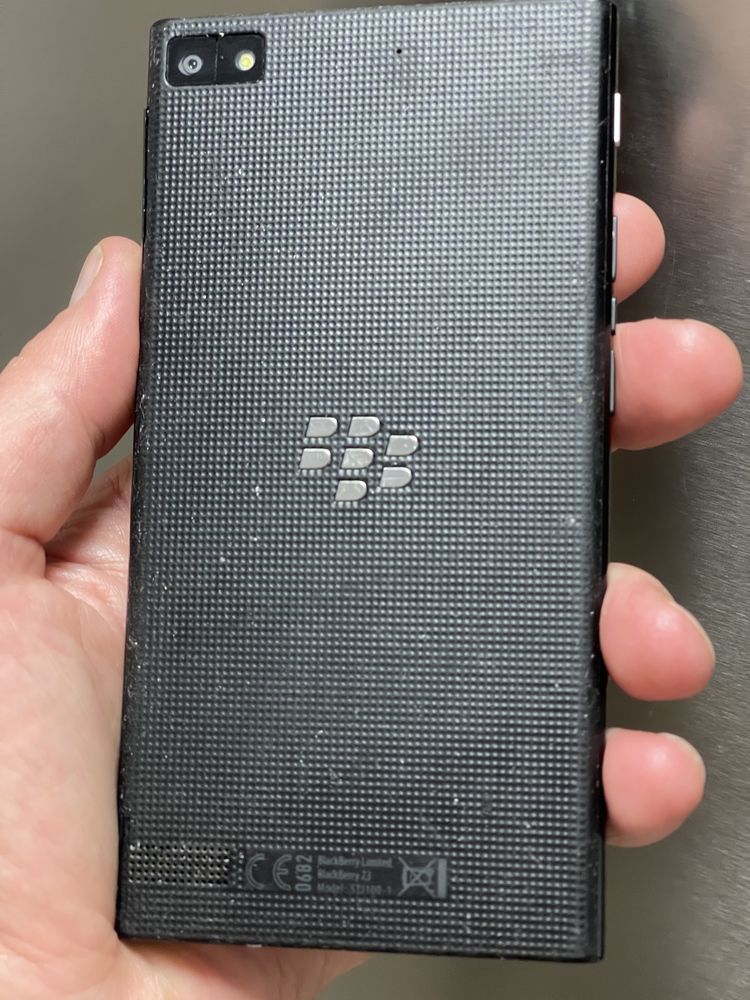 BLACKBERRY телефони з Європи