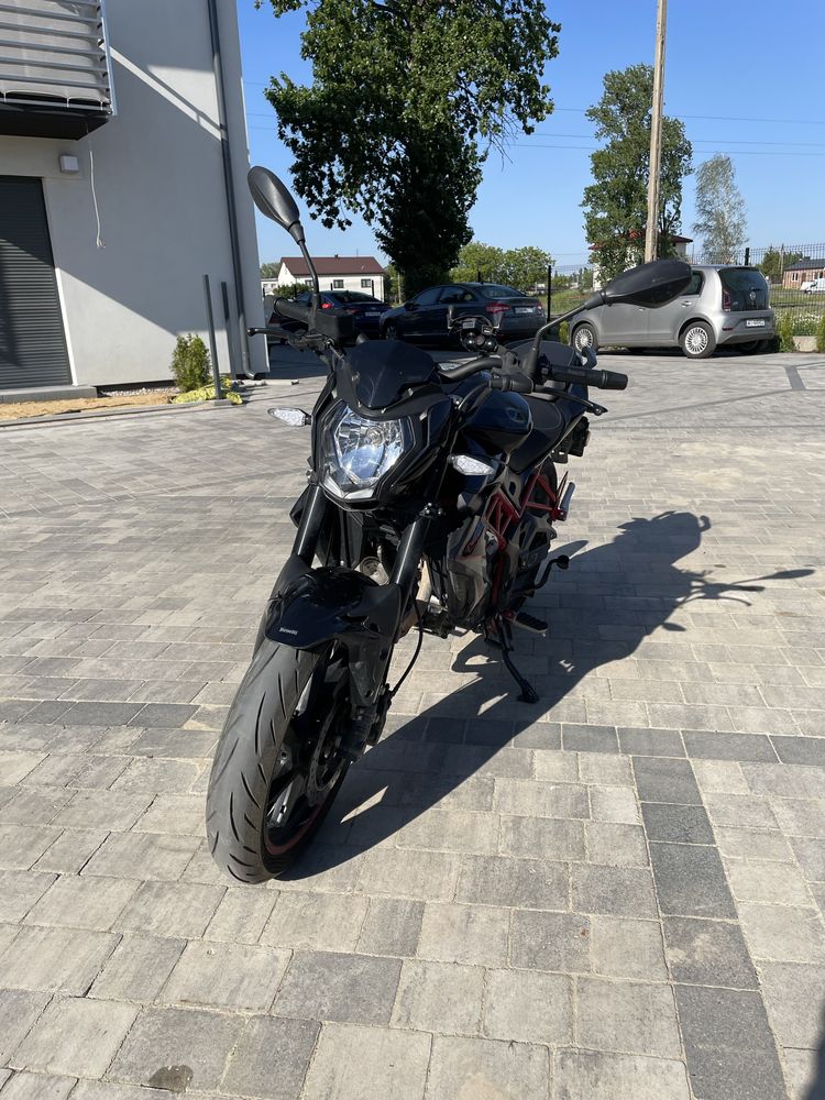 Motocykl Benelli bn 125