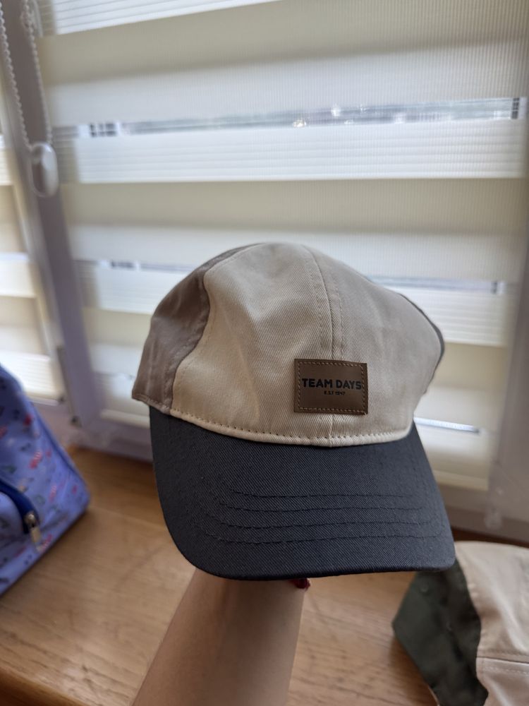Кепки h&m 1-2 роки