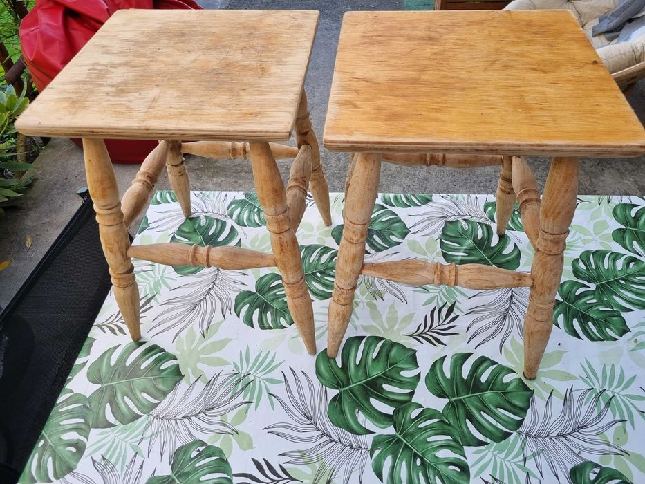 Taboret, stołek drewniany