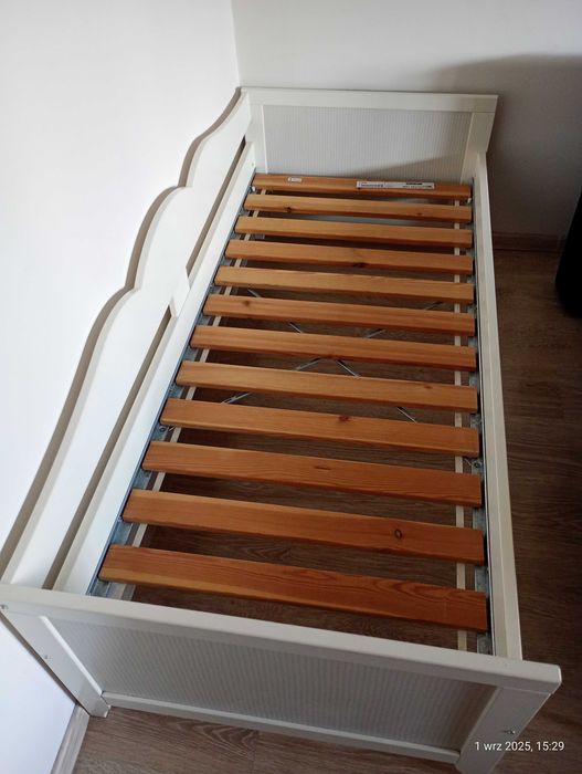 Łóżeczko dziecięce 140x70 IKEA w bardzo dobrym stanie.