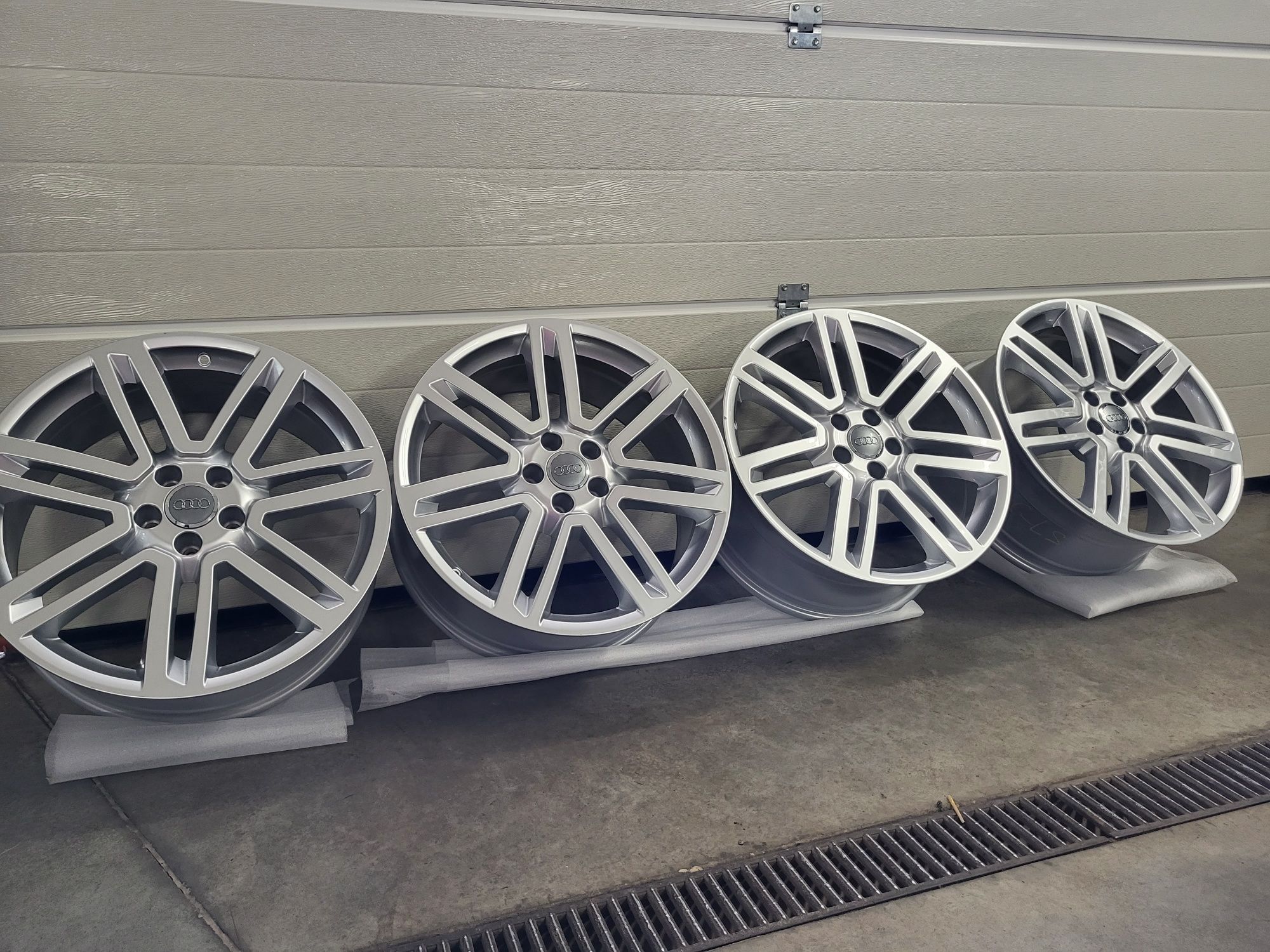 Felgi 20" 5x112 ET25 AUDI A5 A7 A6 C8 C7 A5 B9 B8 A8 Q5 RS6 SQ5 RS7 FV