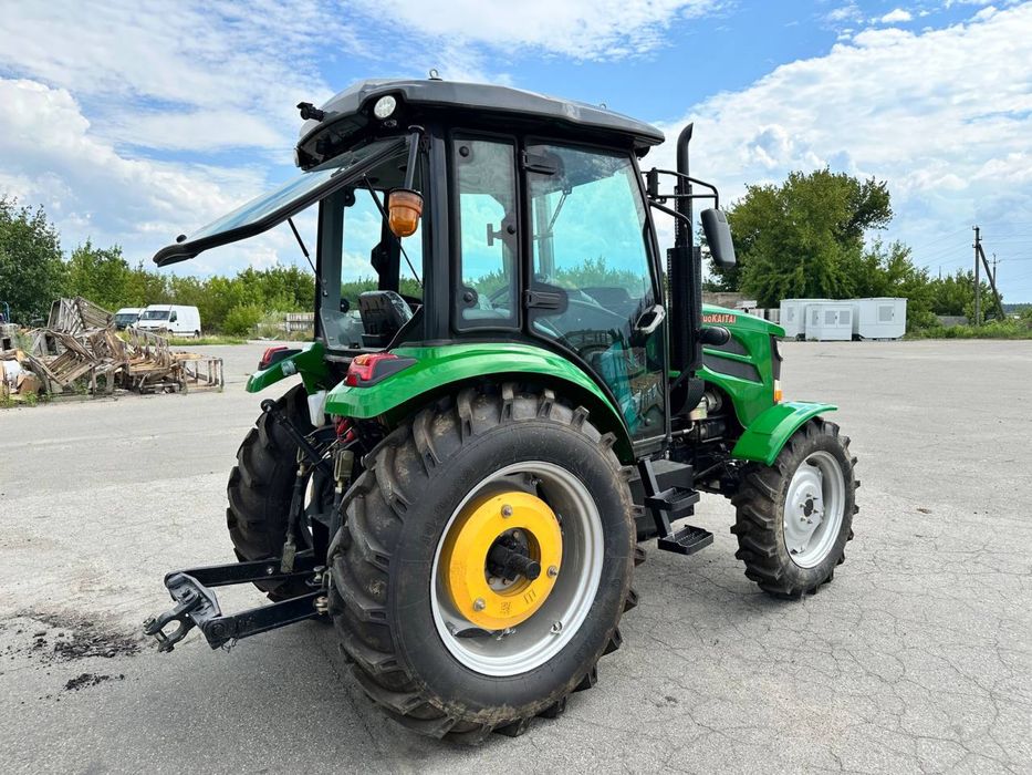 Трактор КАТА KB904 90 кінських сил