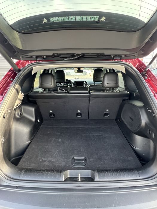 Jeep Cherokee 2019 3,2 Газ/бенз