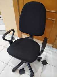 Кресло стул офисный компьютерный поворотный