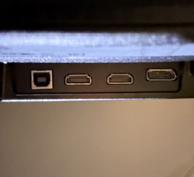 Монітор samsung LF27450F