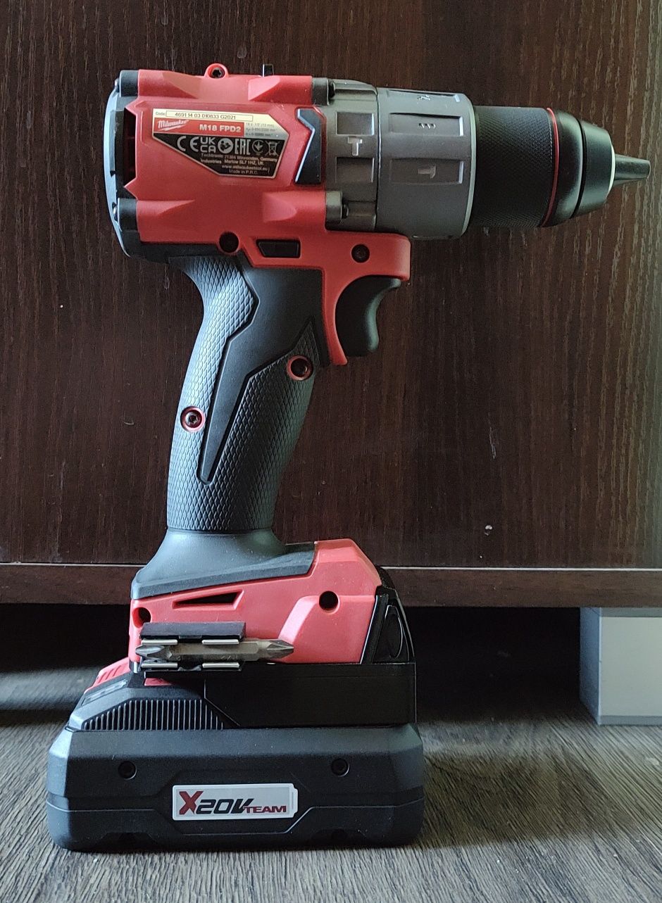 Adapter Milwaukee M18 na baterie Parkside X20V Team