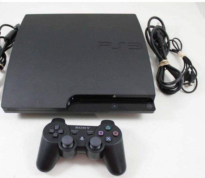 Consola PS3 com 2 comandos