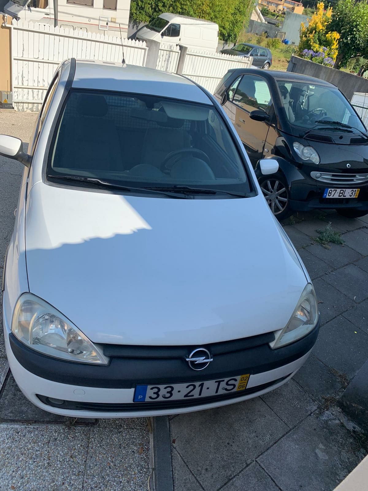 Vendo Opel corsa C 1.7 dti