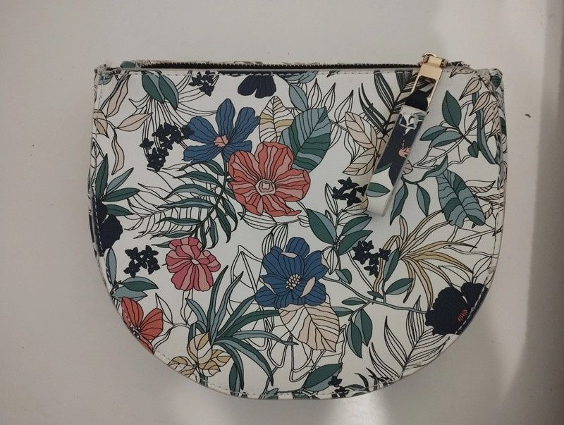 Mala de tiracolo estampado floral