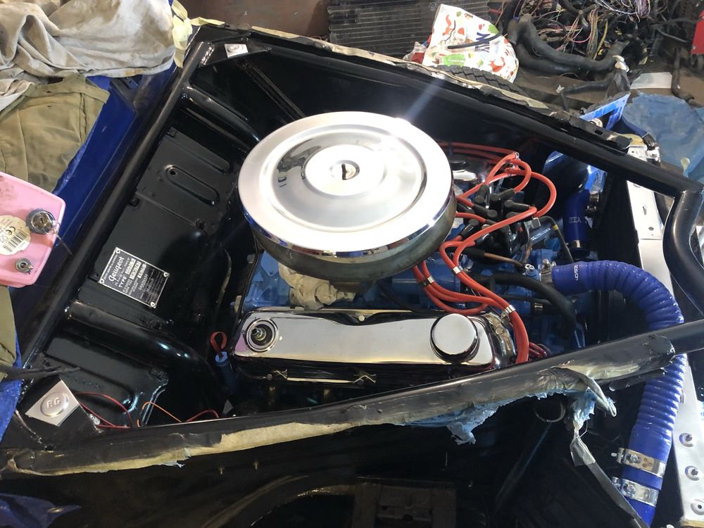 Peugeot  203 Projek silnik v8 z 1957roku