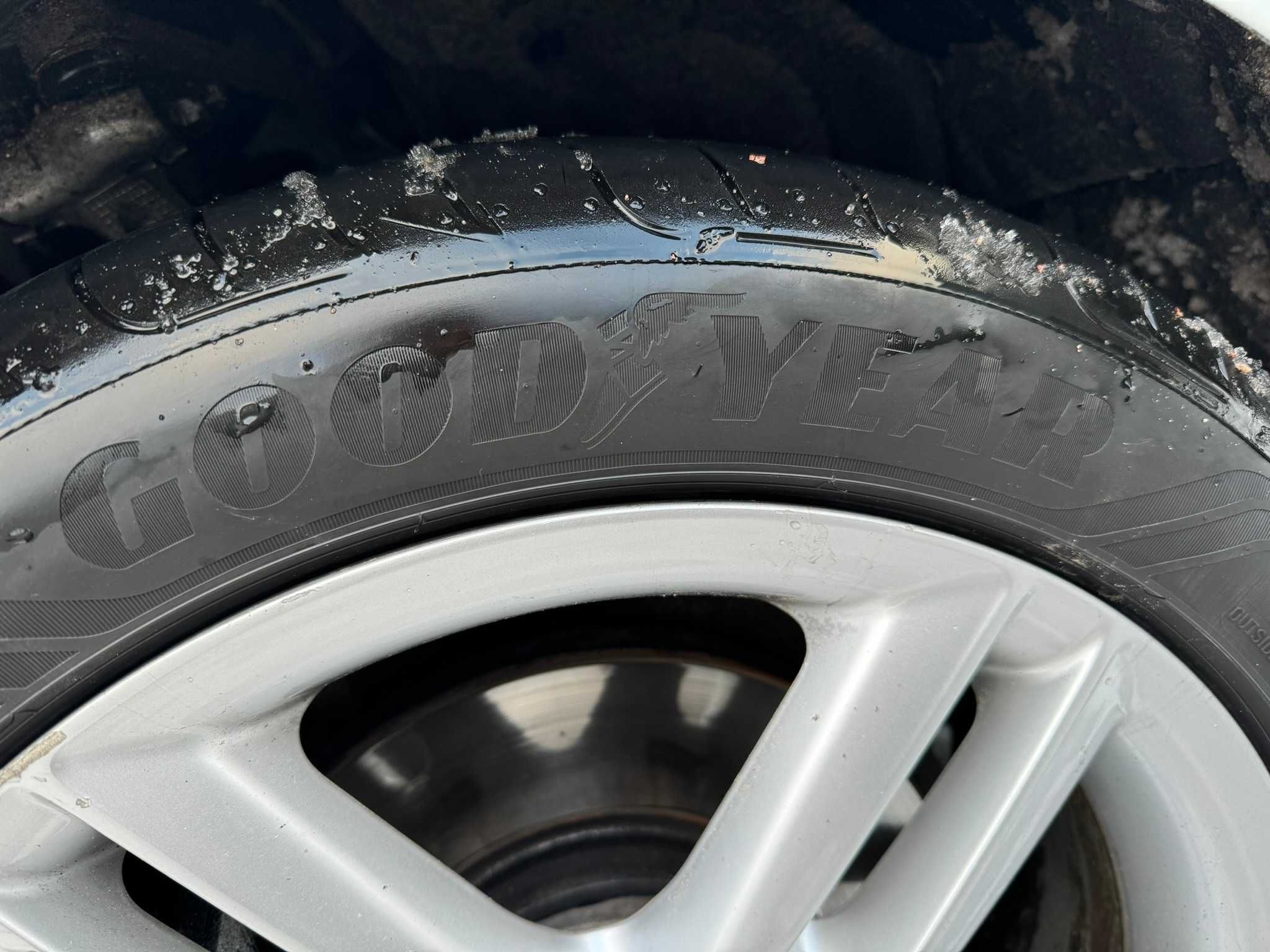 Комплект дисків з гумою диски 5x112 R18 8J ET39 Audi Volkswagen Skoda