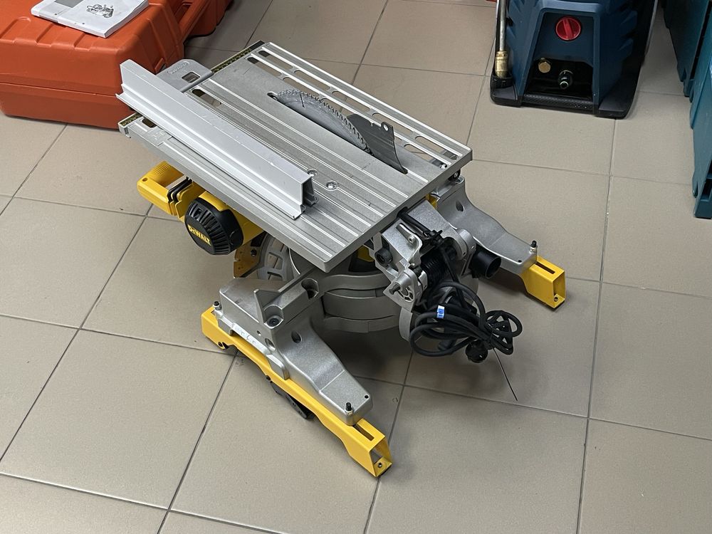 Dewalt D27113 / вживана комбінована пила Девольт 1600W 305mm