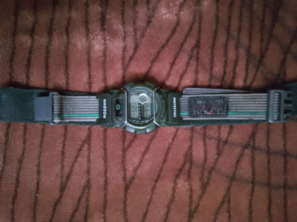 Zegarek sportowy CASIO G-SHOCK model DW-003