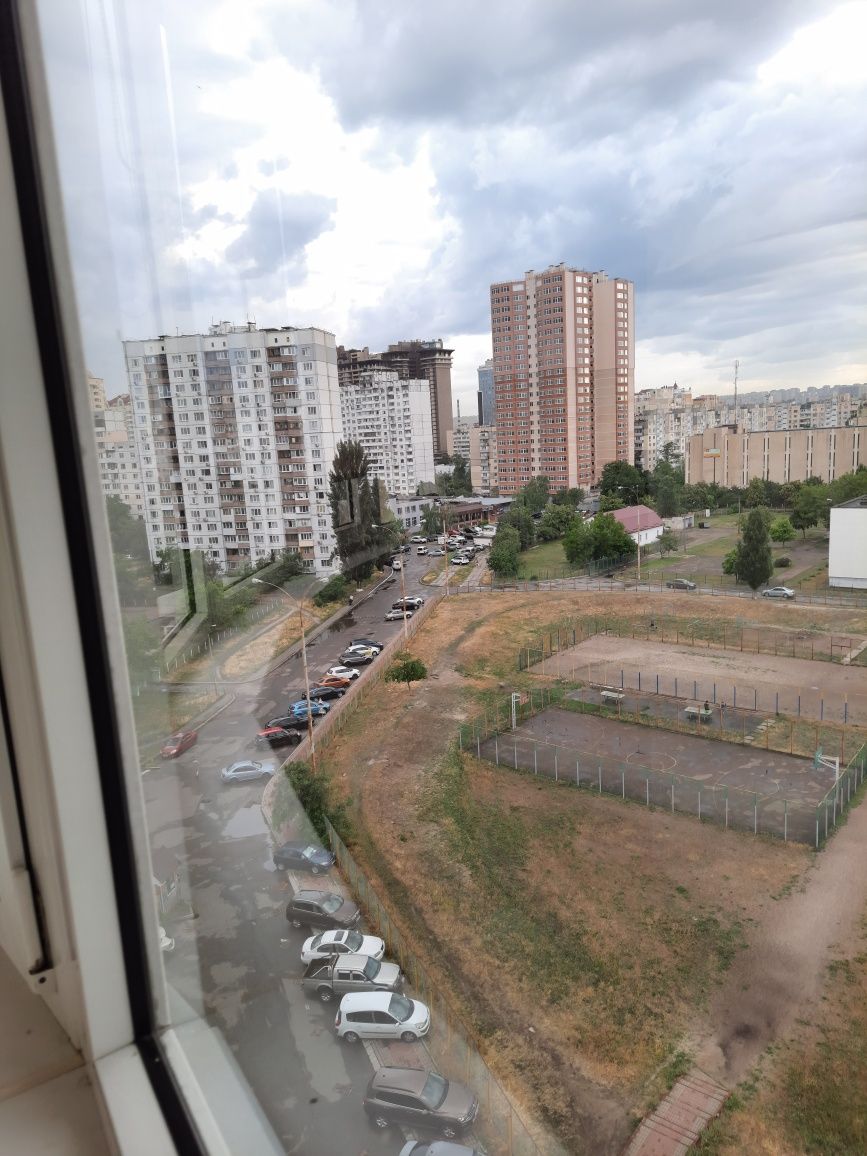 Оренда Вільна однокімнатна ,Г.Сталінграда 43В,метро 10хв