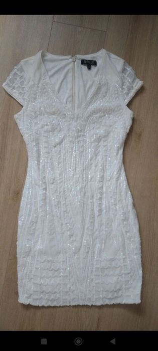 Sukienka piękna Guess